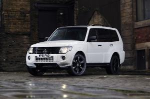 Mitsubishi Shogun Black (UK) '2012